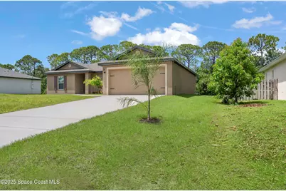 1141 Salina Street SE, Palm Bay, FL 32909 - Photo 4