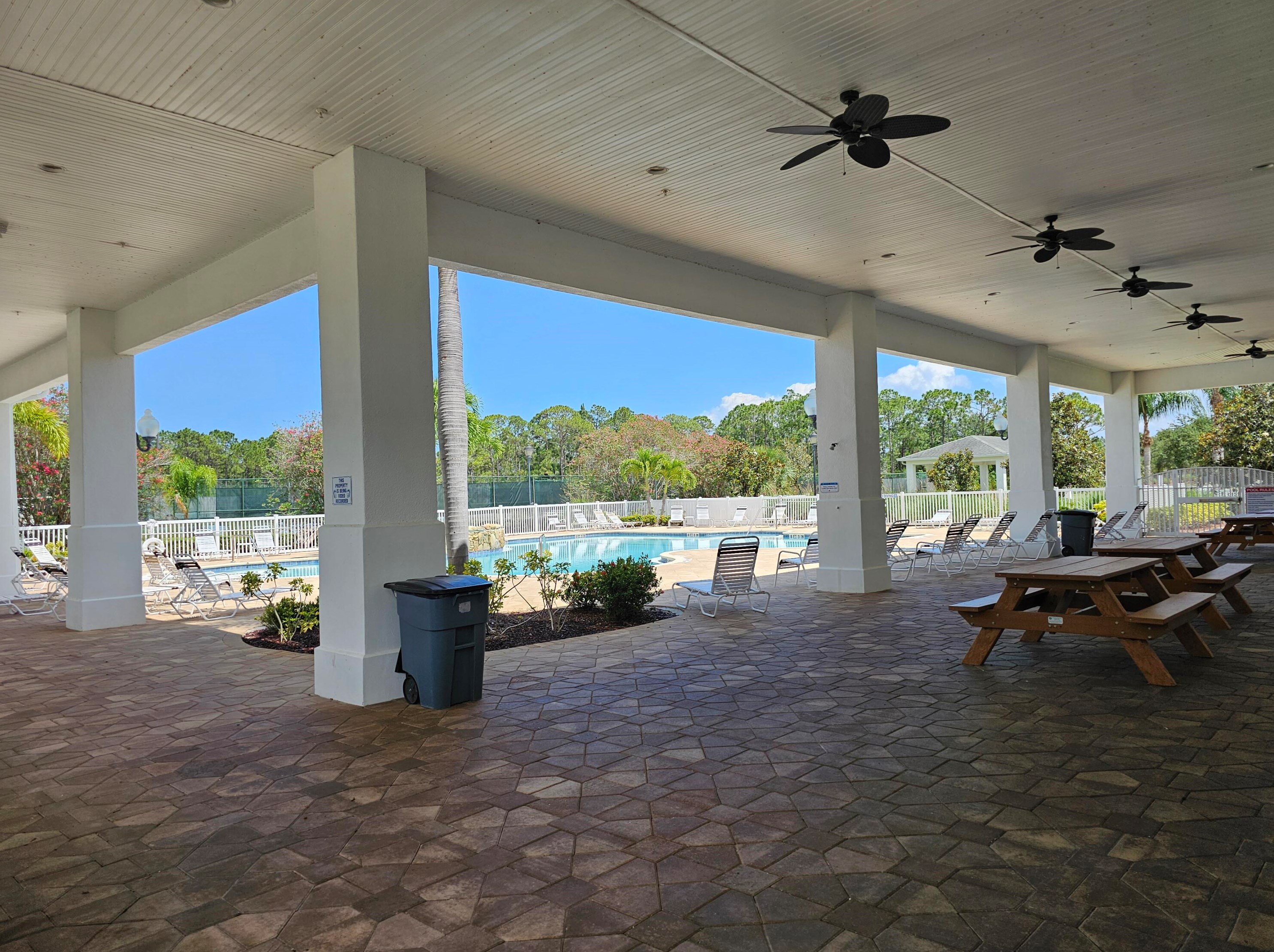325 Abernathy Cir, Melbourne FL  32909-2347 exterior