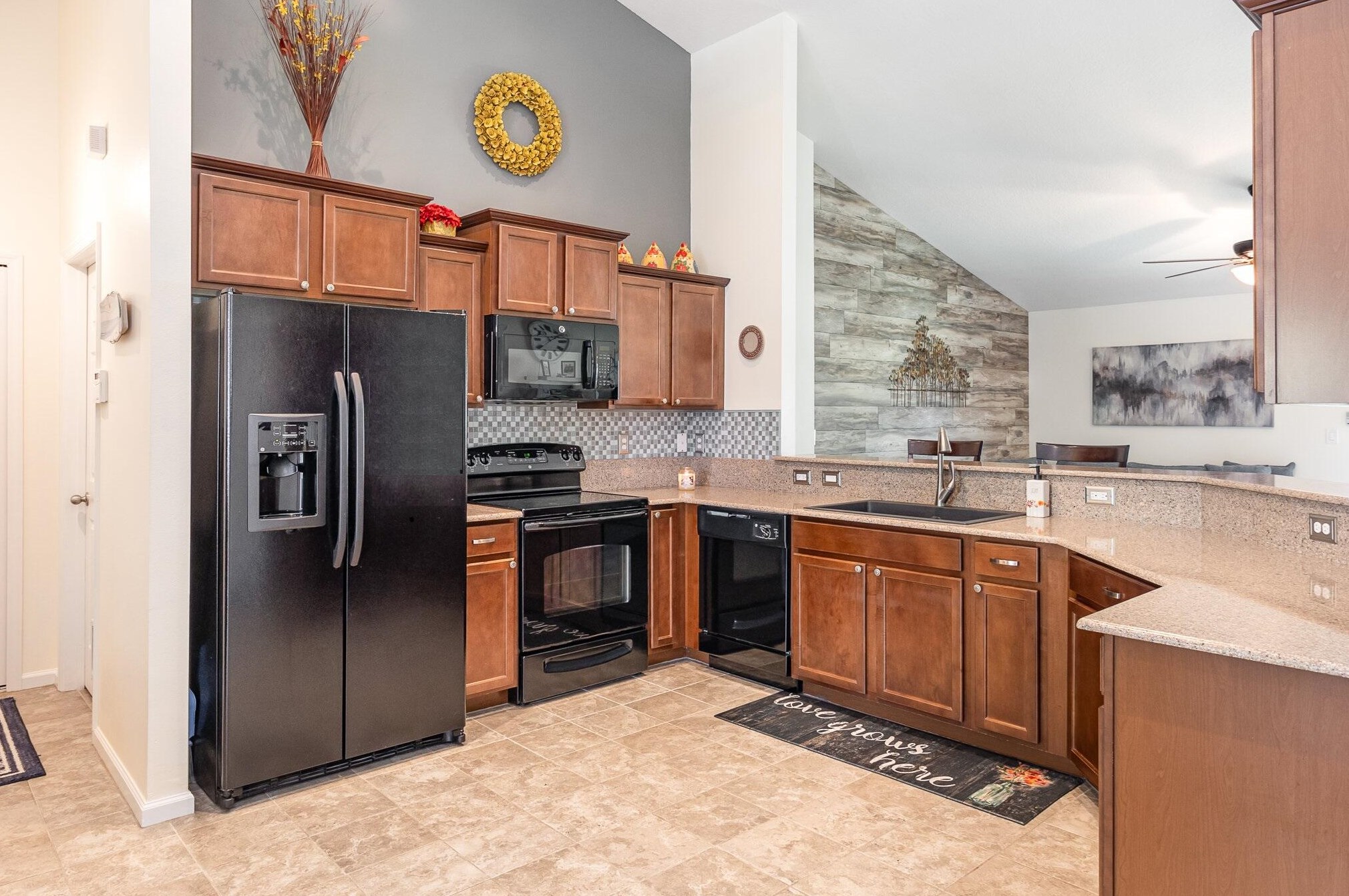 325 Abernathy Cir, Melbourne FL  32909-2347 exterior