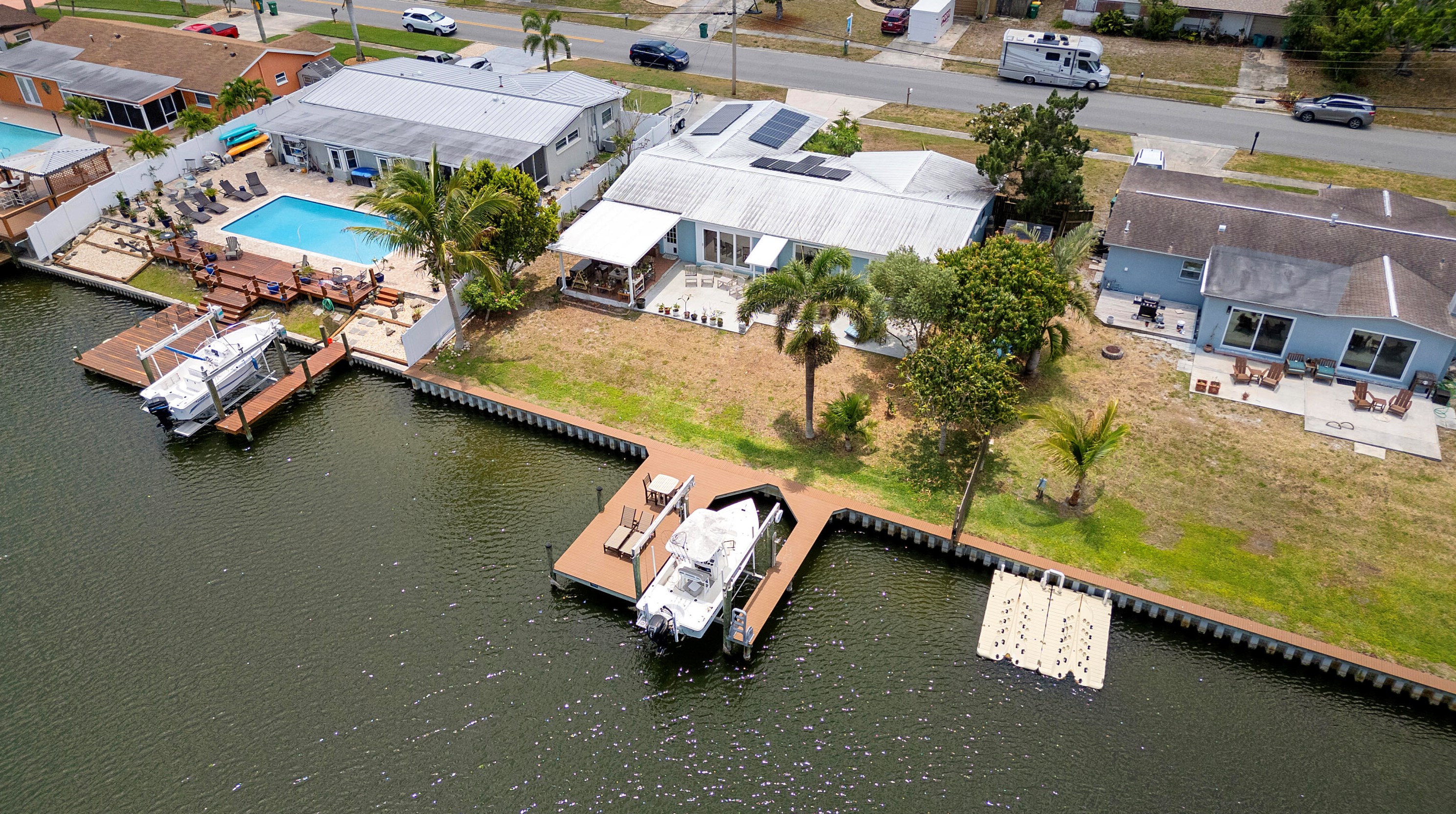 200 Tiki Dr, Merritt Island FL 32953-2405 exterior