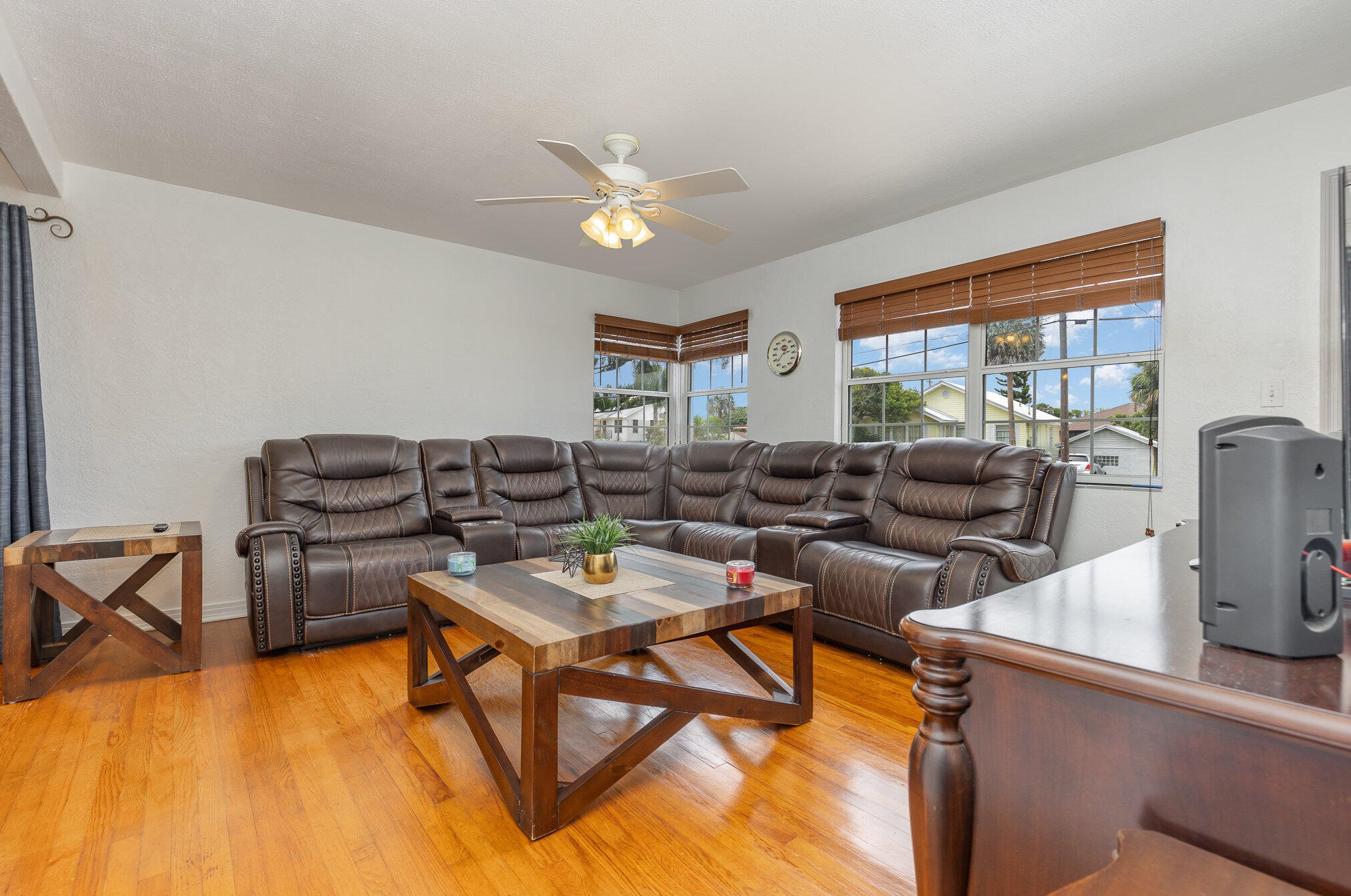 416 Phoenix Ave, Daytona Beach, FL 32118-4747