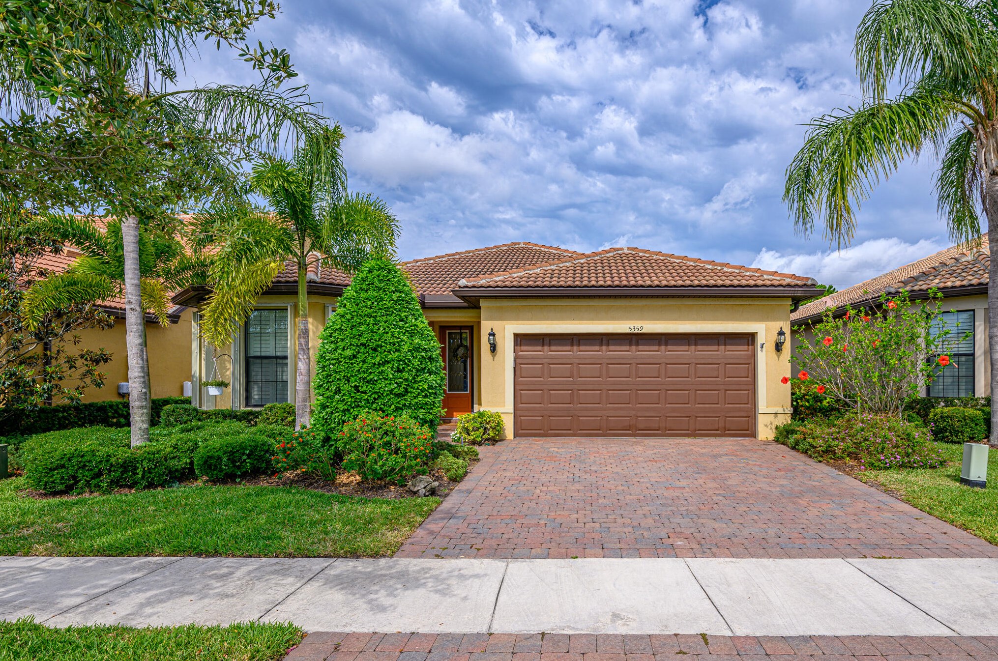 5359 Antigua Cir, Vero Beach, FL 32967