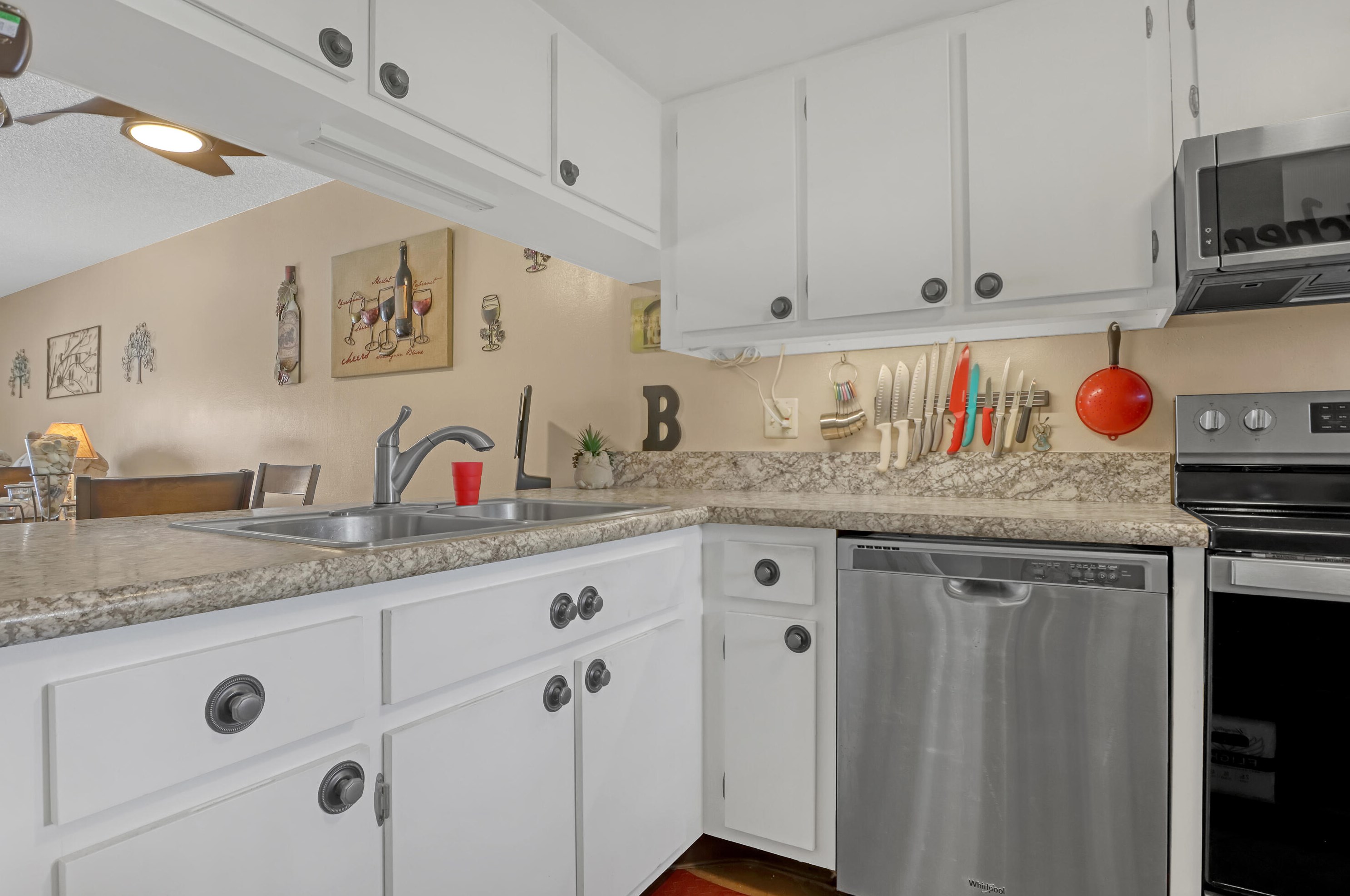 430 Breakwater Dr, Merritt Island, FL 32952-3560