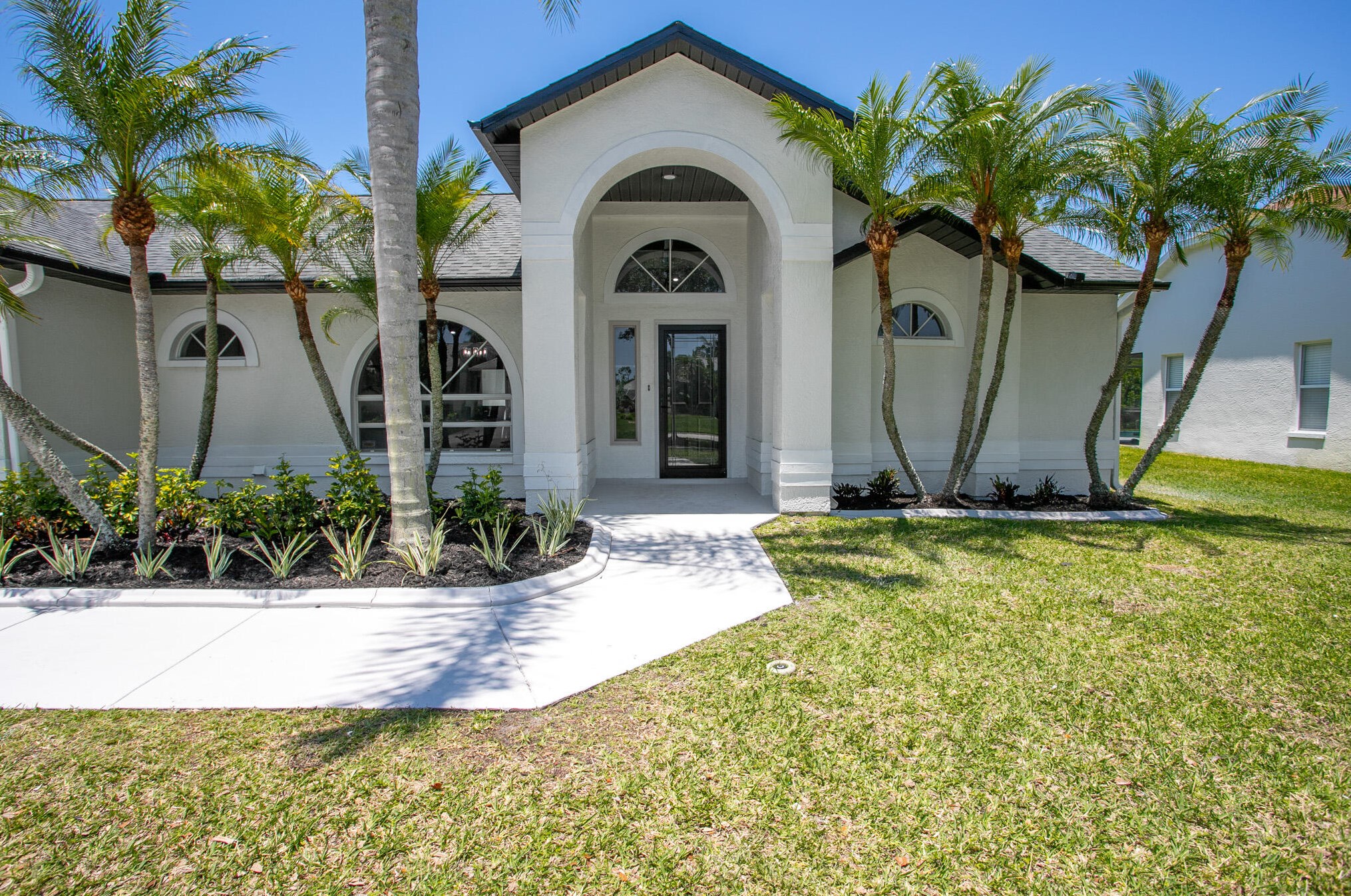 5008 Alamanda Dr, Melbourne, FL 32940-1434
