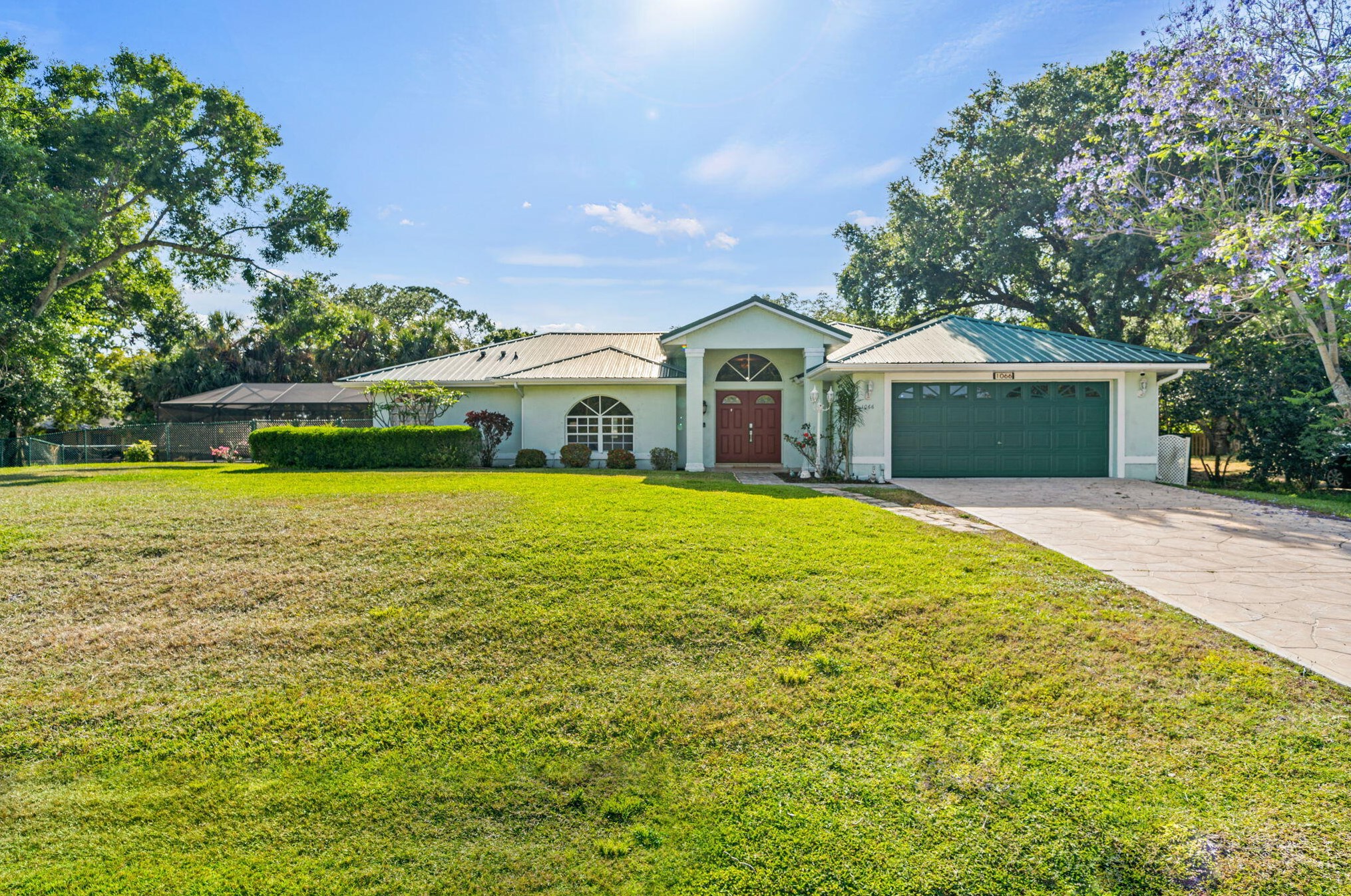 1066 Pennsylvania Ave, Melbourne, FL 32907-1450
