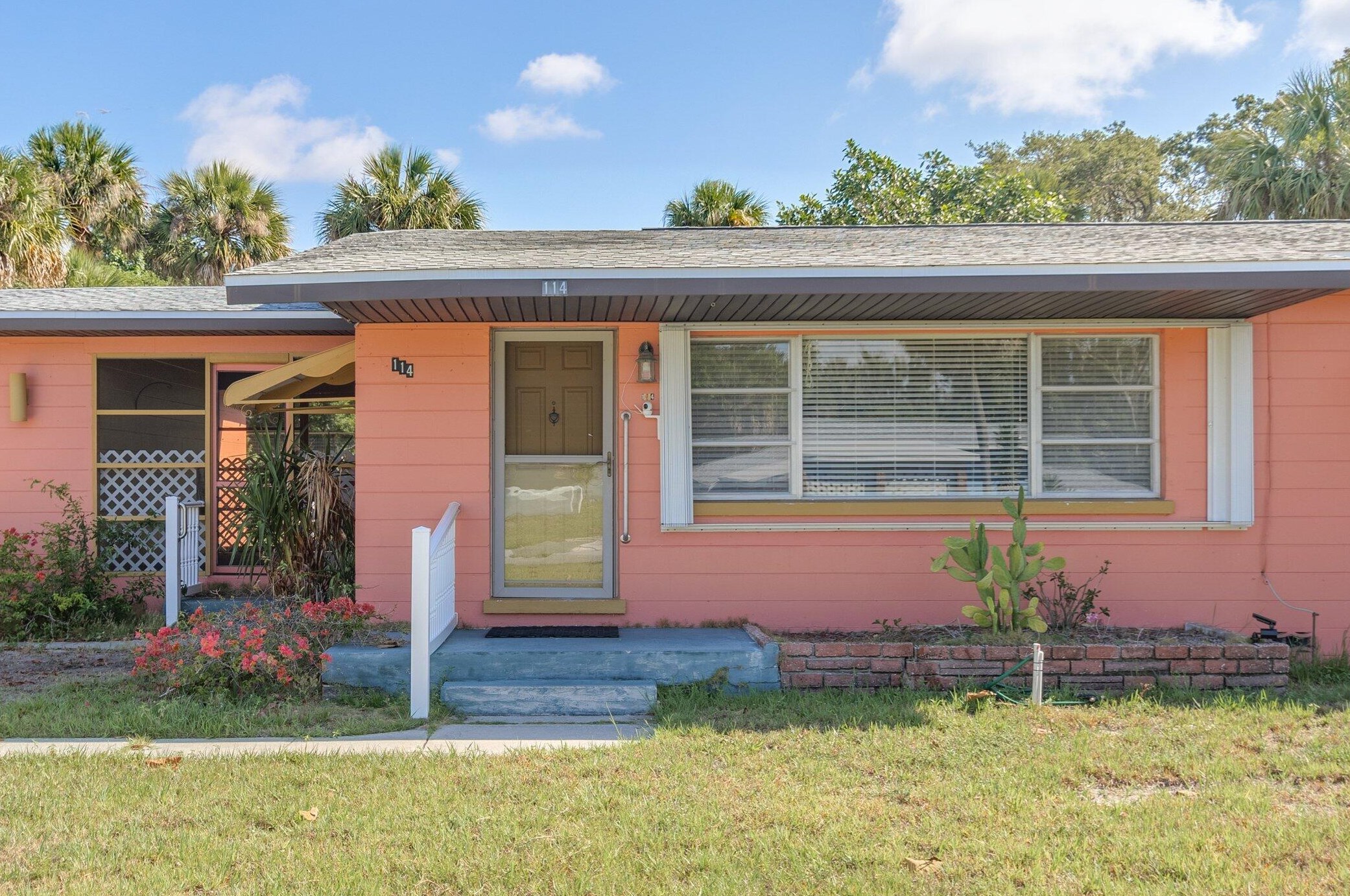114 Lagoon Ave, Melbourne, FL 32901-1359