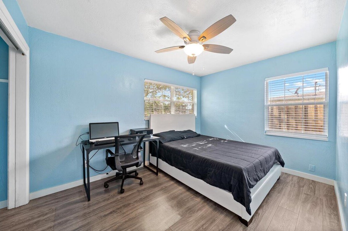 502 Kennwood Ave, Merritt Island FL 32952-3784 exterior