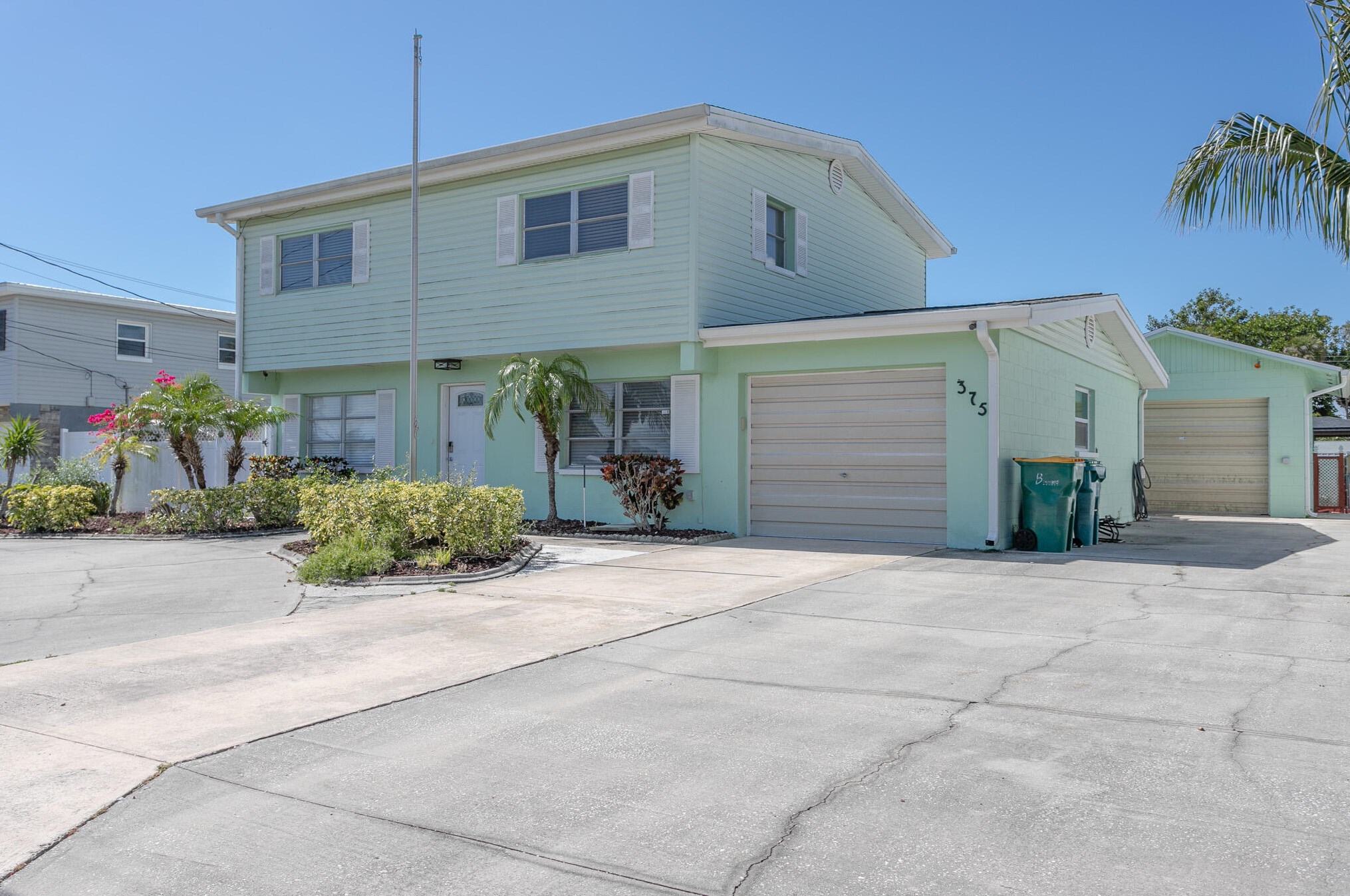 375 Needle Blvd, Merritt Island, FL 32953-6107