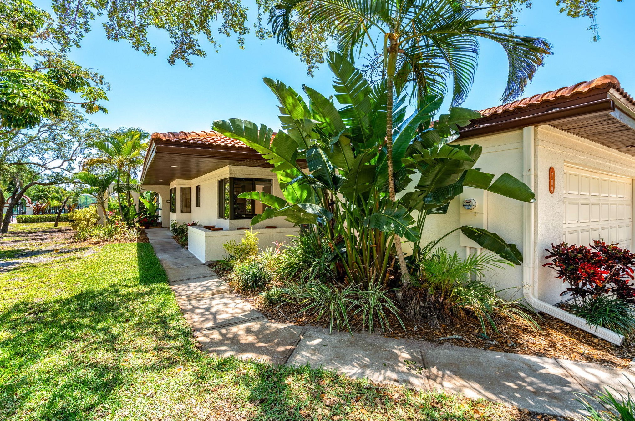 709 Parkside Pl, Melbourne, FL 32937-4810