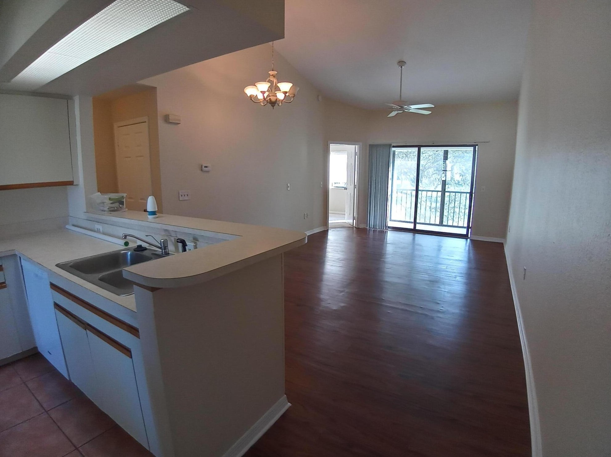 1237 Country Club Dr #1422, Titusville, FL