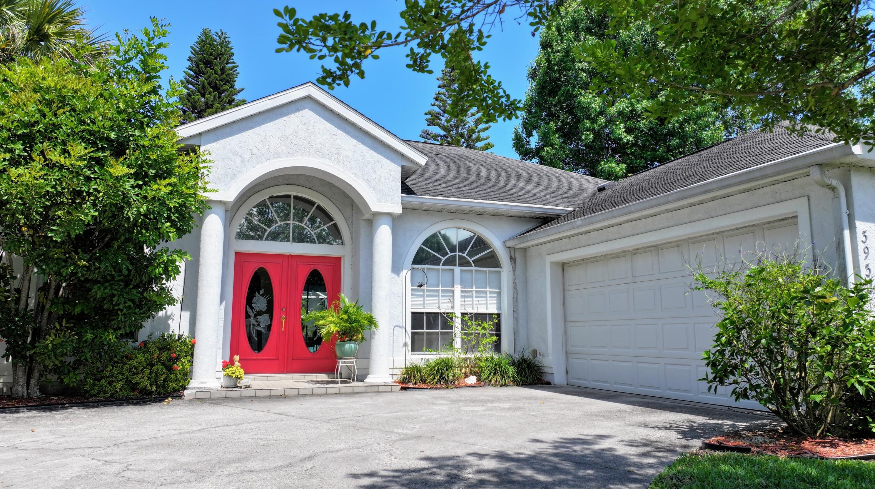 3932 58th Cir, Vero Beach, FL 32966-6522