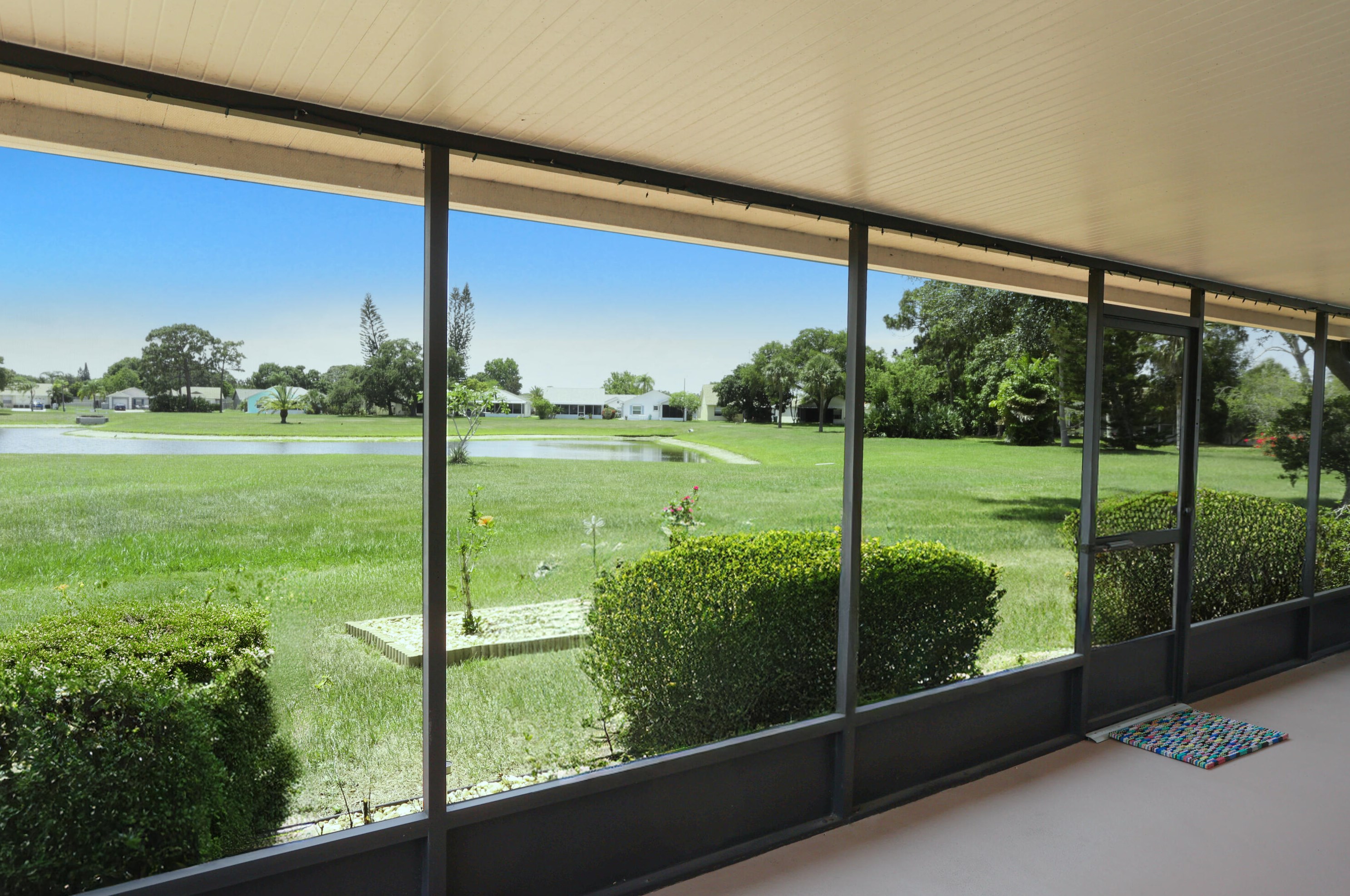 3952 Bayberry Dr, Melbourne FL 32901-8424 exterior