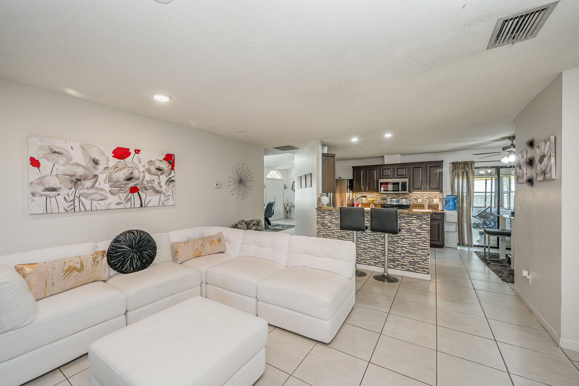 1635 Napanee St, Melbourne FL  32907-8027 exterior