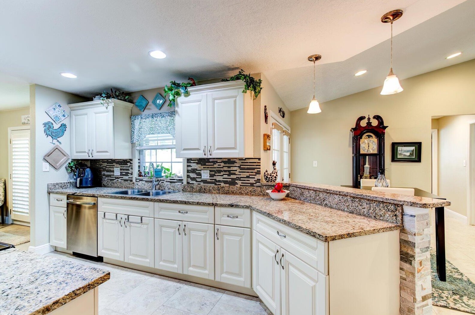 2157 Ladner Rd, Melbourne, FL 32907-2648