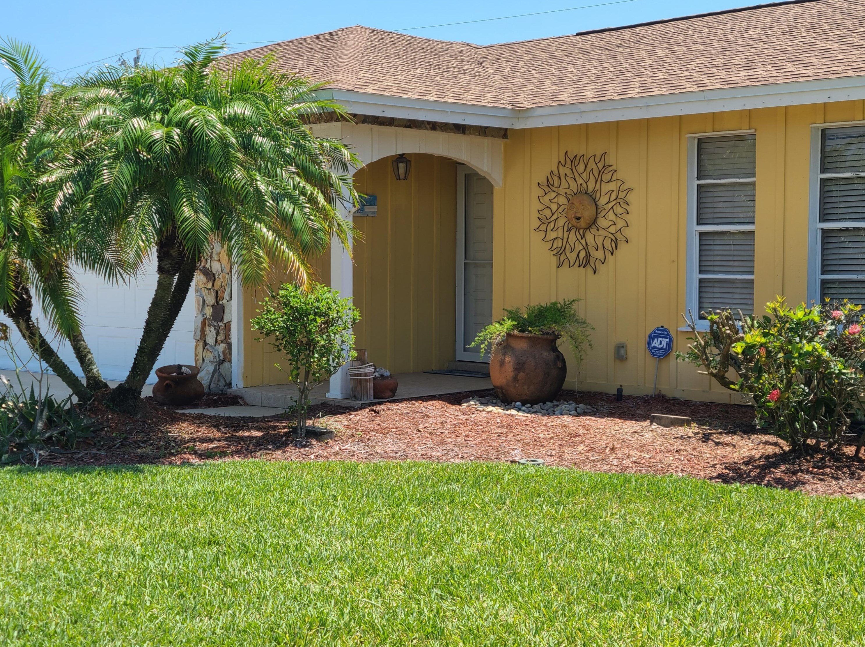 725 Hibiscus Dr, Melbourne, FL 32937