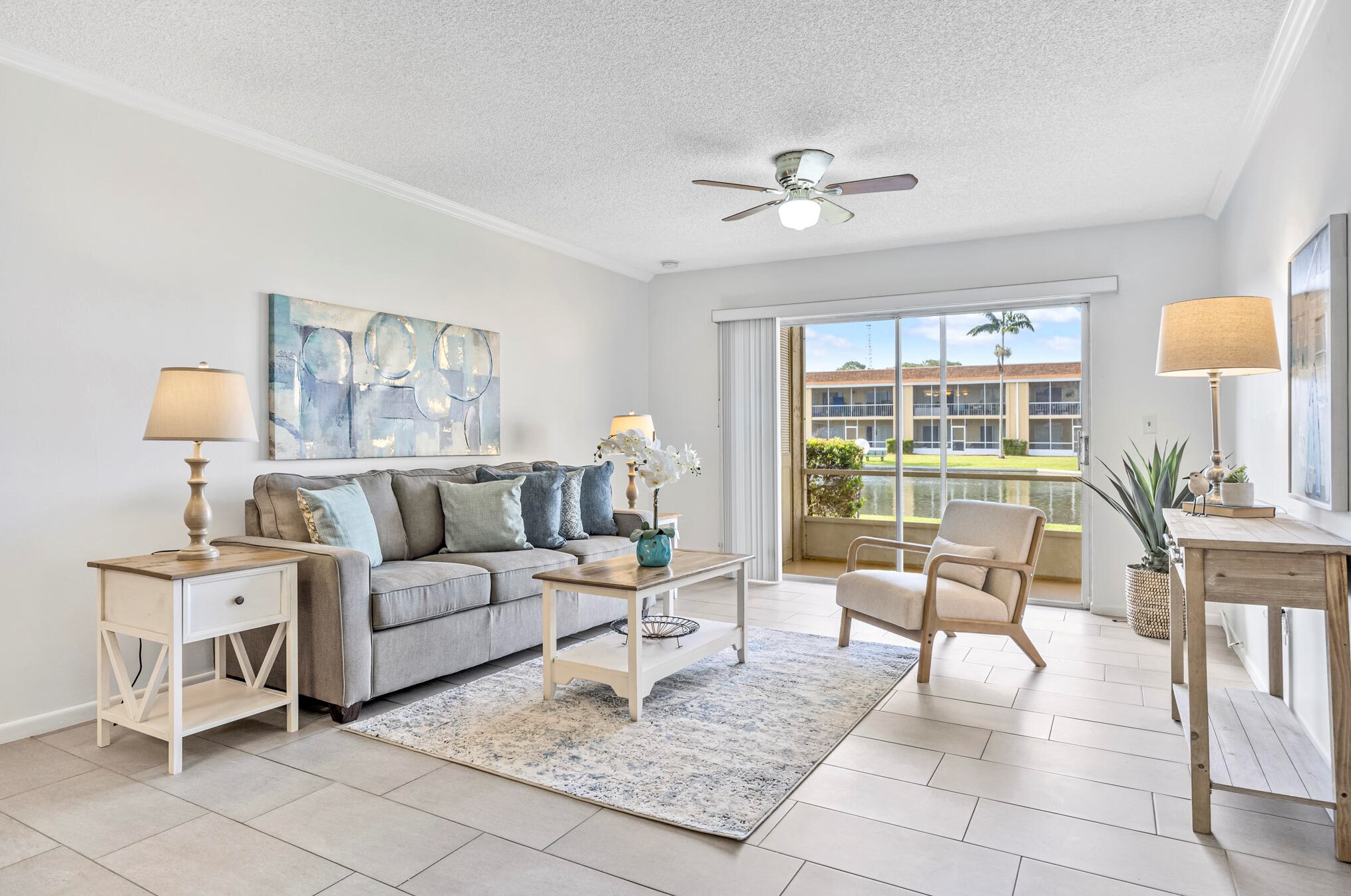 2135 N Courtenay Pkwy #102, Merritt Island, FL 32953