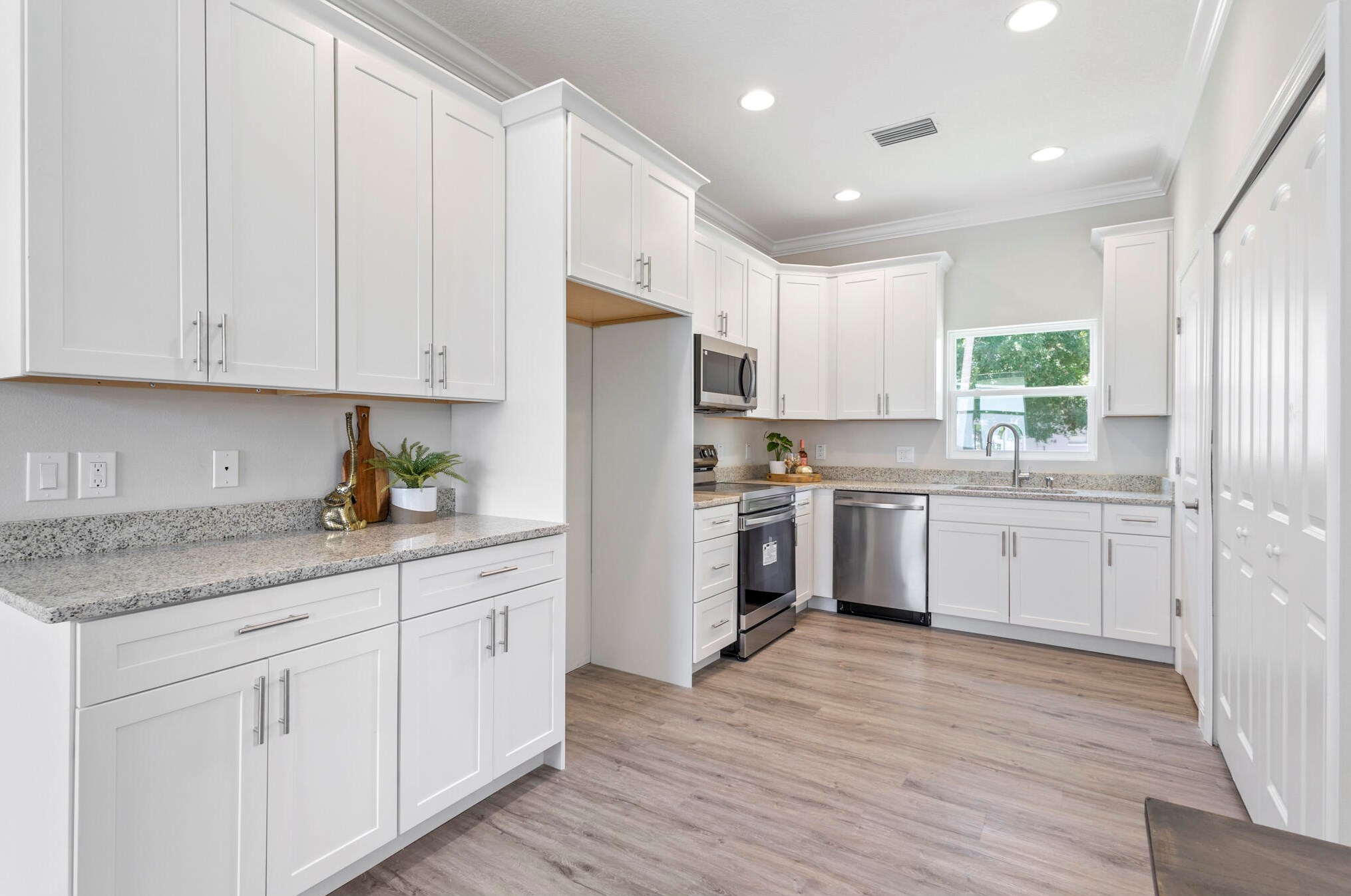 1748 Academy Dr, Melbourne FL  exterior