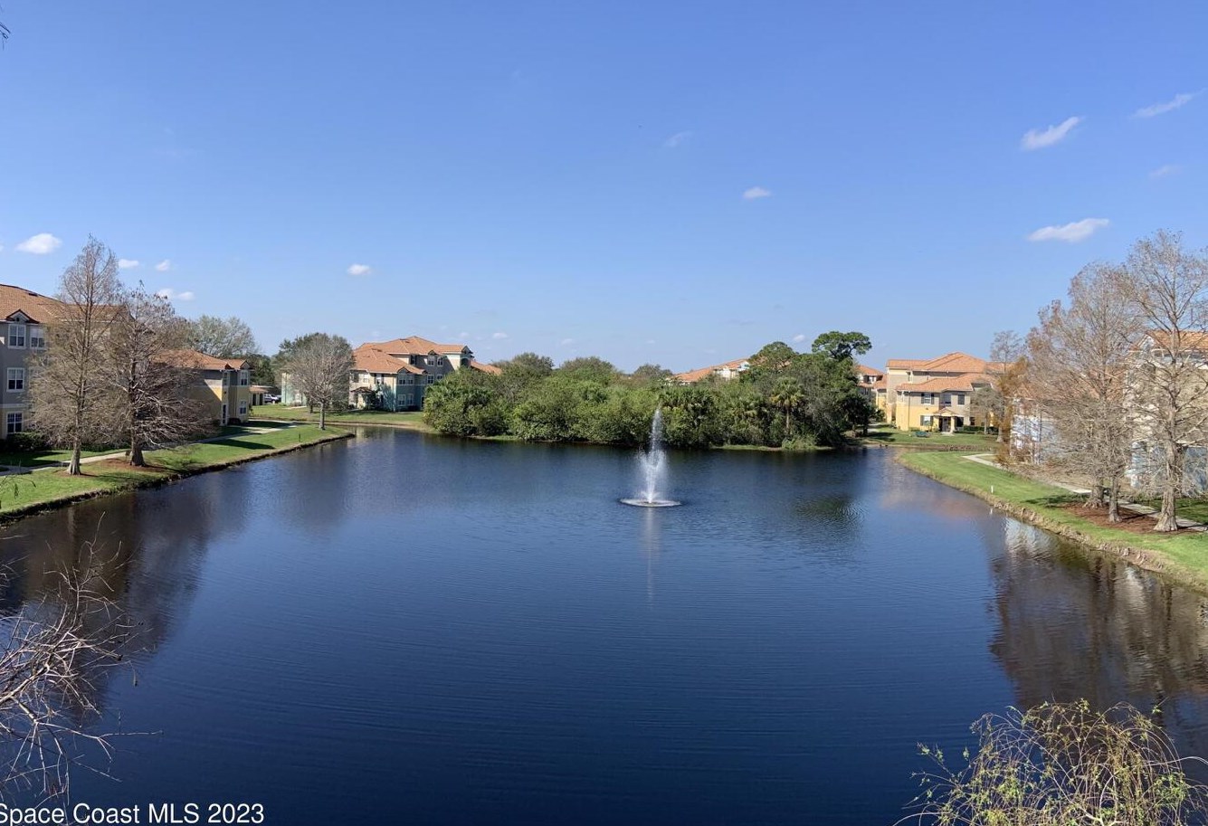 5693 Star Rush Dr, Melbourne, FL 32940-6218