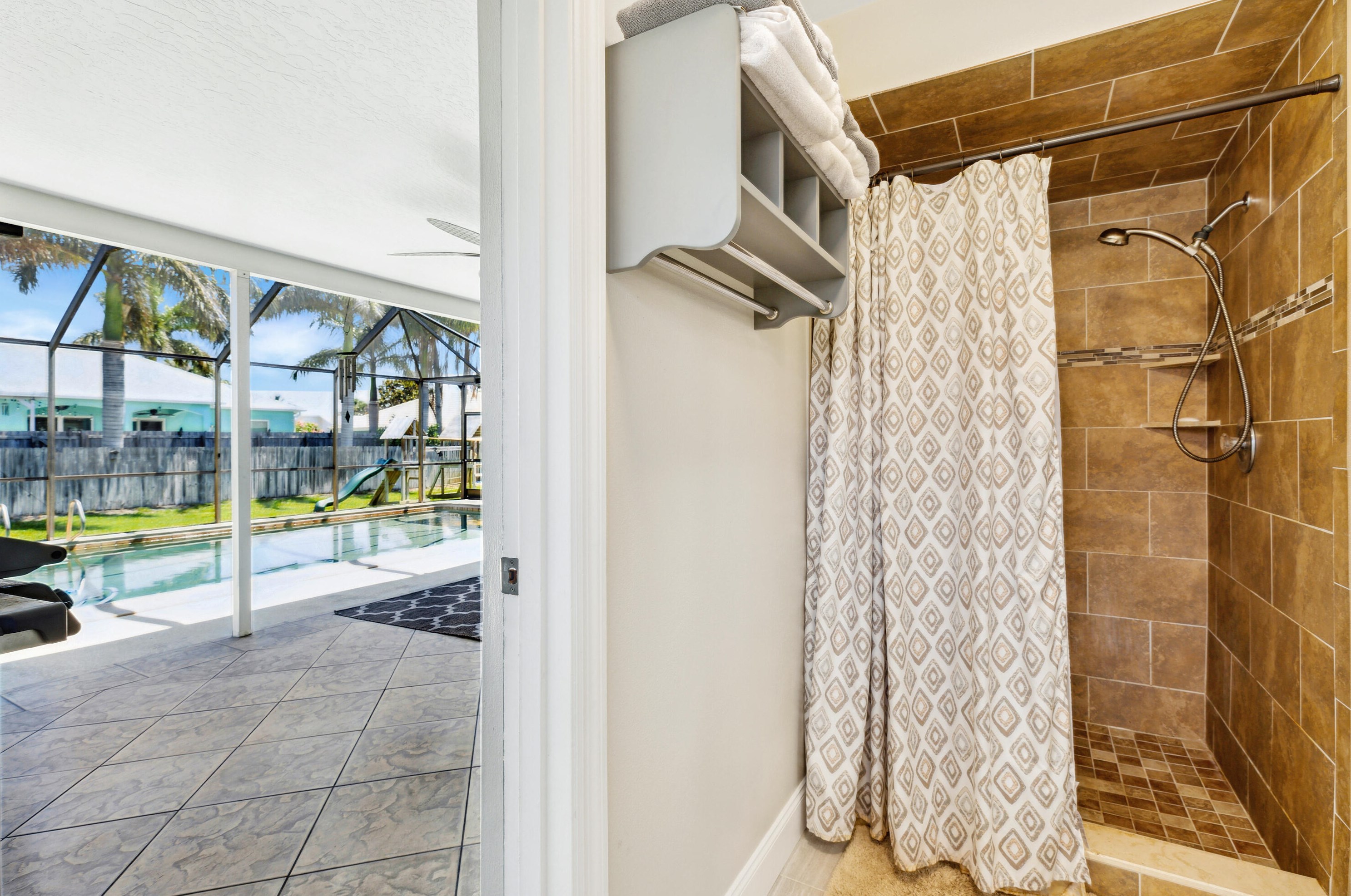 464 Sailfish Cv, Melbourne FL  32937-3723 exterior