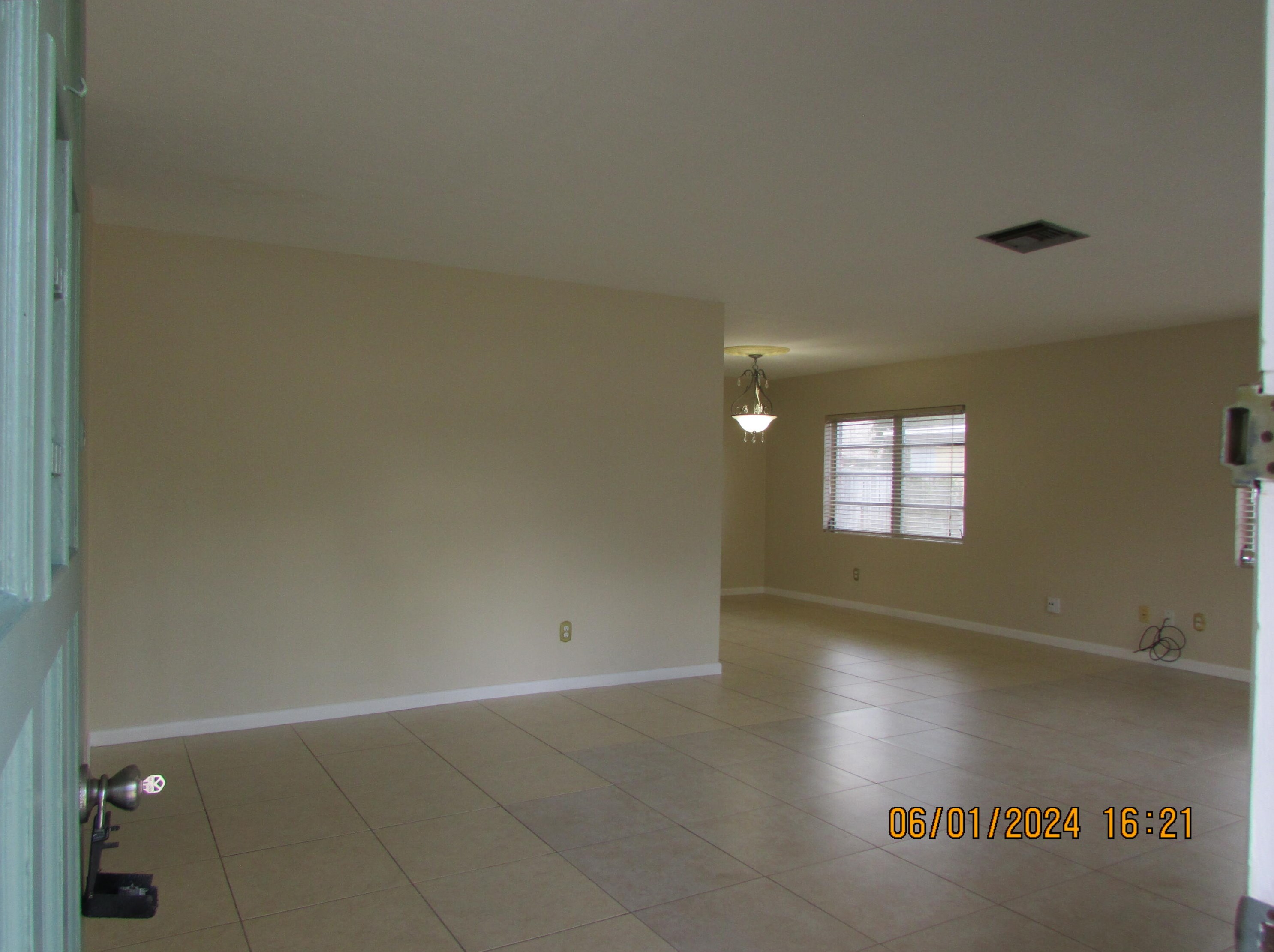 211 Laila Dr, Melbourne, FL 32904-3836