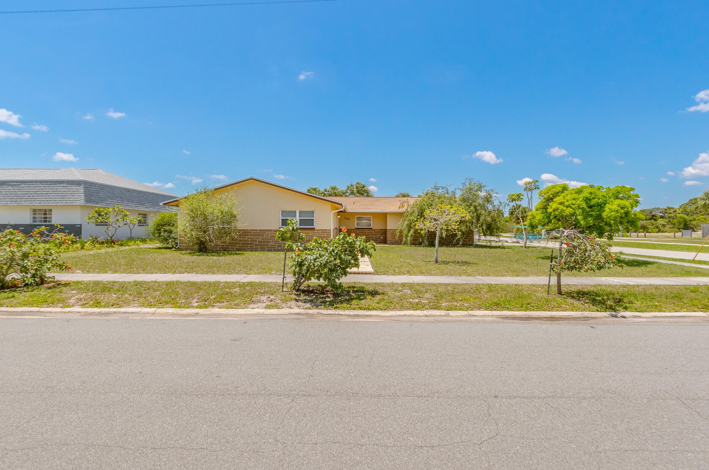325 Trinidad Dr, Melbourne, FL 32937-3442