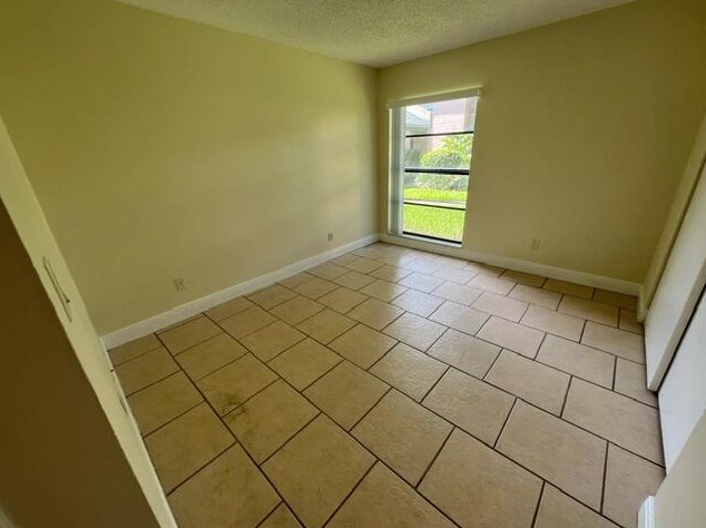 1225 N Wickham Rd #413, Melbourne, FL 32935