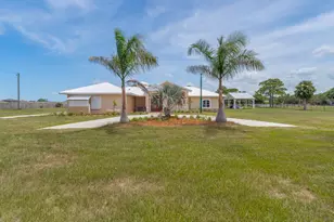 4715 Blossom Ridge Pl, Grant-Valkaria, FL 32949 - Photo 36