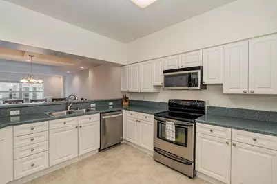 125 Pulsipher Avenue #402, Cocoa Beach, FL 32931 - Photo 14