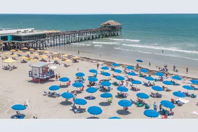 125 Pulsipher Avenue #402, Cocoa Beach, FL 32931 - Photo 4