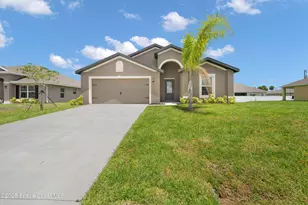 539 Hamwood Street SW, Palm Bay, FL 32908 - Photo 2