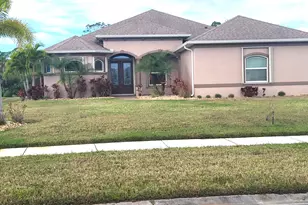 4317 Preservation Cir, Melbourne, FL 32934 - Photo 2