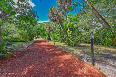 8073 S Indian River S Drive, Fort Pierce, FL 34982 - Photo 2