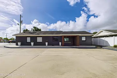 390 Poinciana Drive, Melbourne, FL 32935 - Photo 8