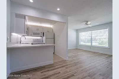 2800 Indian River Boulevard #L-2, Vero Beach, FL 32960 - Photo 8