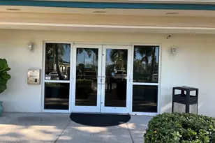 7 Indian River Ave, Titusville, FL 32796 - Photo 4