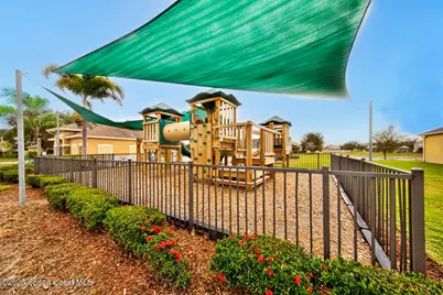 264 Wishing Well Circle SW, Palm Bay, FL 32908 - Photo 32