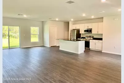 3094 San Filippo Drive SE, Palm Bay, FL 32909 - Photo 4