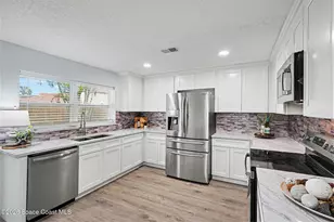 3259 Sea Oats Cir, Melbourne Beach, FL 32951 - Photo 6