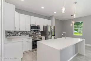 1019 Tolson St SE, Palm Bay, FL 32909 - Photo 4