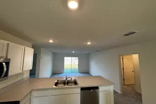 691 Flynn St SE, Palm Bay, FL 32909 - Photo 4