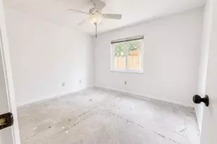 2618 Watkins Dr, Melbourne, FL 32901 - Photo 18