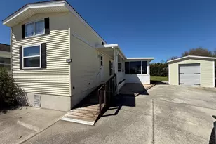 2343 Shuttle Cir, Titusville, FL 32796 - Photo 6