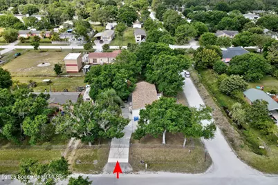 164 S Elm Street, Fellsmere, FL 32948 - Photo 2