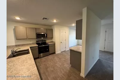 3200 Trainfo Avenue SE, Palm Bay, FL 32909 - Photo 4