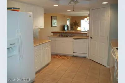 8911 Lake Drive #206, Cape Canaveral, FL 32920 - Photo 10