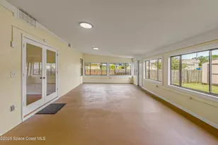 991 Tahiti Ave SE, Palm Bay, FL 32909 - Photo 36