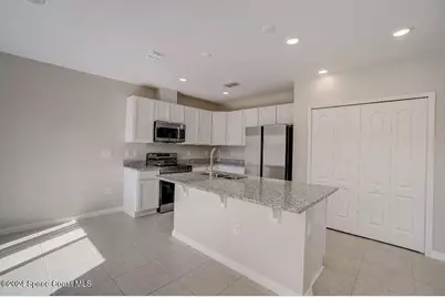 3376 Hummingbird Avenue SW, Palm Bay, FL 32908 - Photo 16