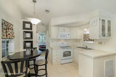 555 Lake Drive, Titusville, FL 32780 - Photo 4