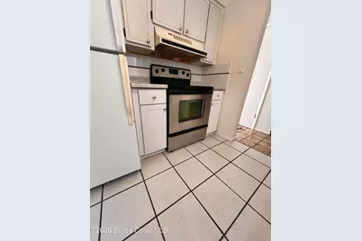 190 E Olmstead Drive #H1, Titusville, FL 32780 - Photo 4