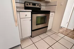 190 E Olmstead Dr, Titusville, FL 32780 - Photo 4